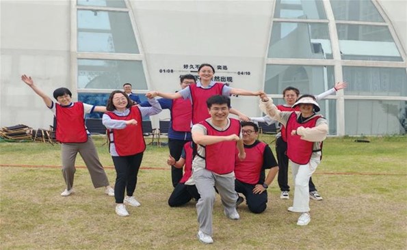 携手共进，凝聚非凡—— 麻豆成人
开展第二期主管级素质拓训